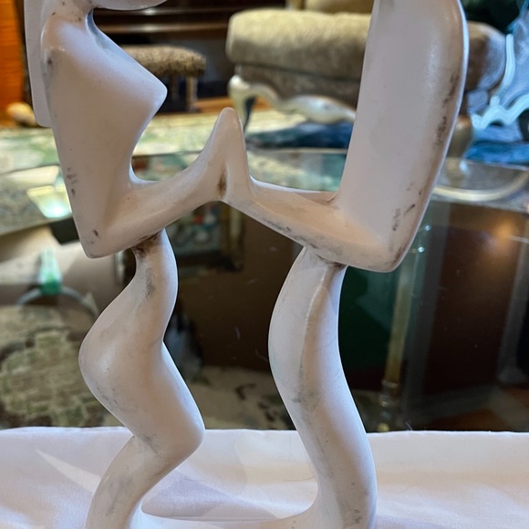 CERAMIC MALE AND FEMALE STATUE - Picture 8 of 8